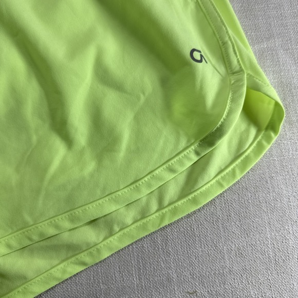 GapFit G Sprint Shorts Women M Neon Green Athletic Running Moisture Wicking - Picture 7 of 8
